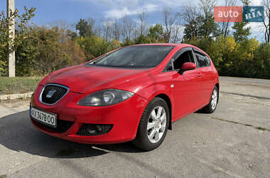 Хэтчбек SEAT Leon 2008 в 