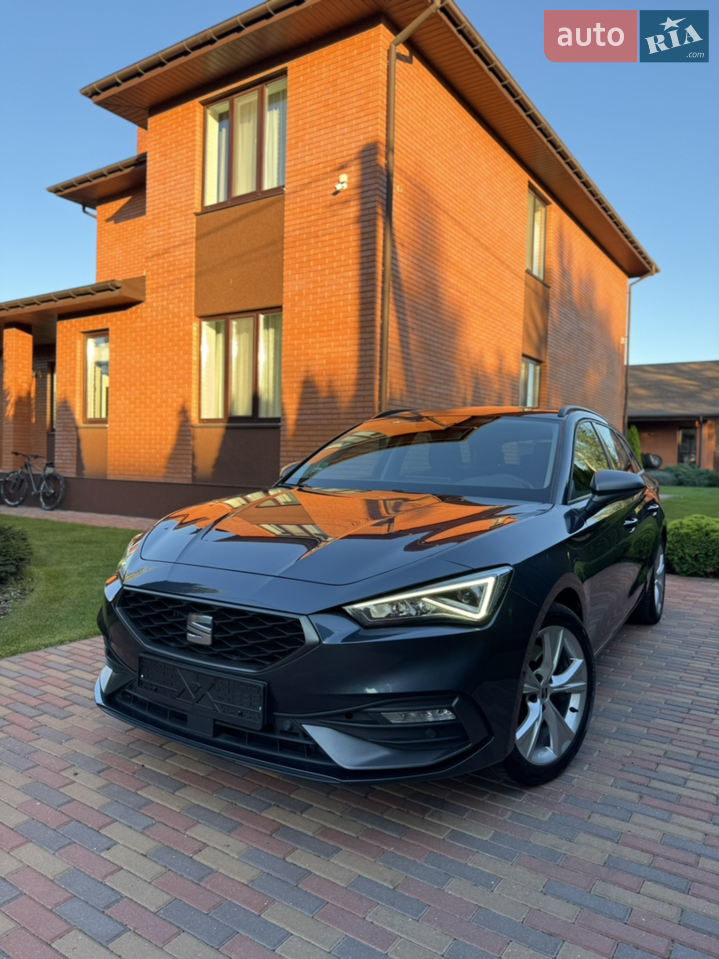 SEAT Leon 2021 р.в