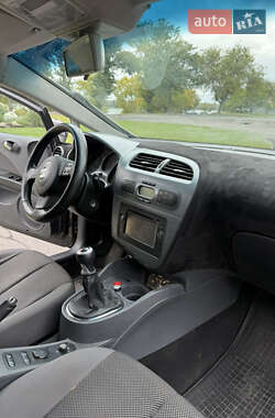 Хэтчбек SEAT Leon 2008 в 