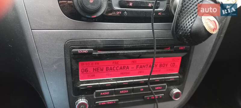 Хетчбек SEAT Leon 2010 в Києві