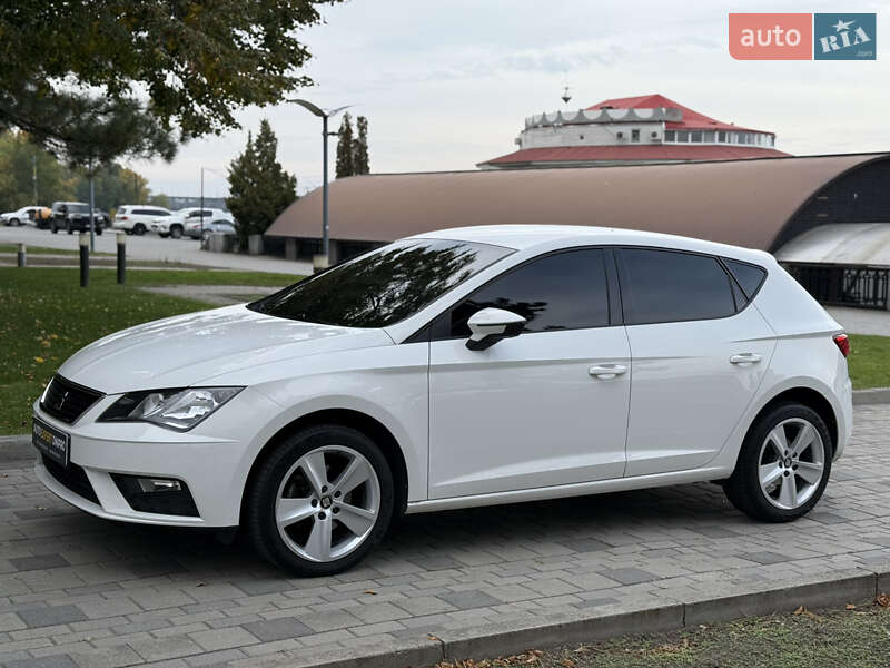 Хэтчбек SEAT Leon 2019 в Днепре
