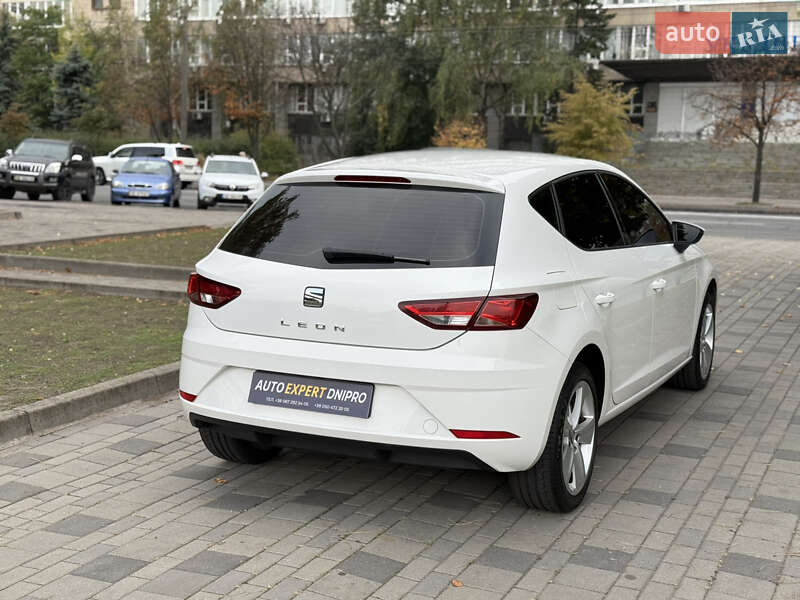 Хэтчбек SEAT Leon 2019 в Днепре