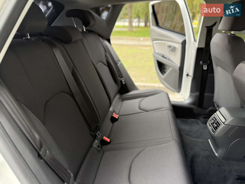 Хэтчбек SEAT Leon 2019 в Днепре