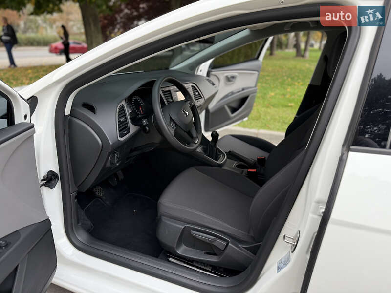 Хэтчбек SEAT Leon 2019 в Днепре