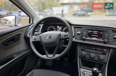 Хэтчбек SEAT Leon 2019 в 