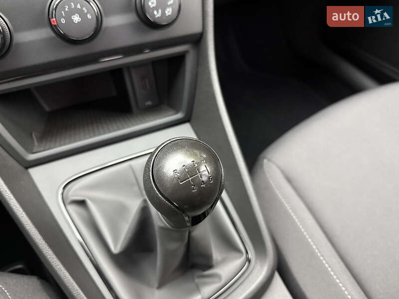 Хэтчбек SEAT Leon 2019 в Днепре