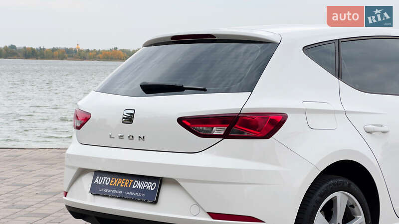 Хэтчбек SEAT Leon 2019 в Днепре