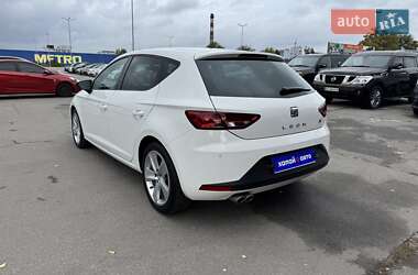 Хэтчбек SEAT Leon 2016 в 