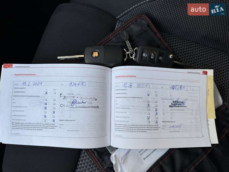 Хэтчбек SEAT Leon 2010 в Луцке