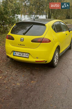 Хэтчбек SEAT Leon 2007 в 