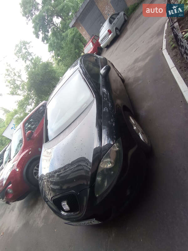 Хетчбек SEAT Leon 2007 в Києві