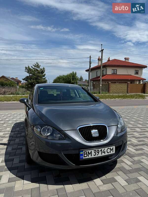 Хэтчбек SEAT Leon 2007 в Софиевской Борщаговке