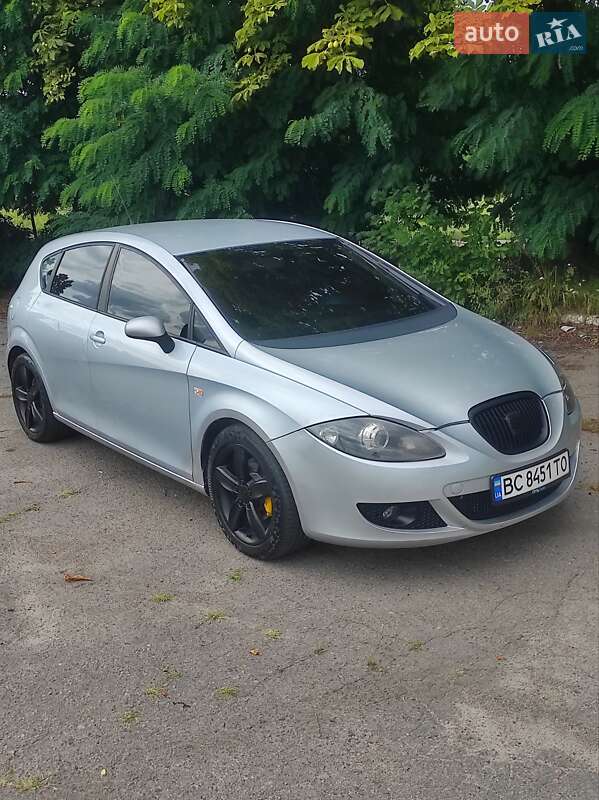 Хетчбек SEAT Leon 2007 в 