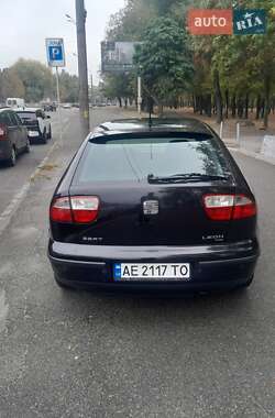 Хэтчбек SEAT Leon 2004 в 