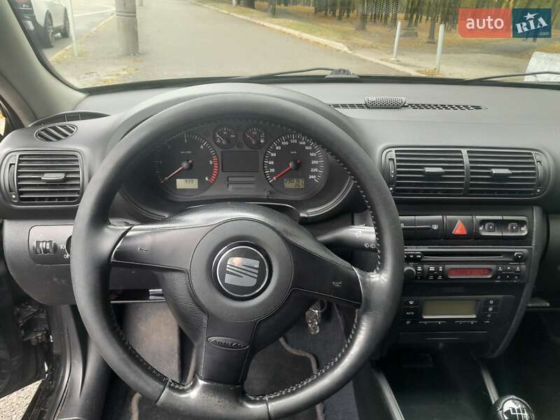 Хетчбек SEAT Leon 2004 в Дніпрі фото 14 Хетчбек SEAT Leon 2004 в Дніпрі