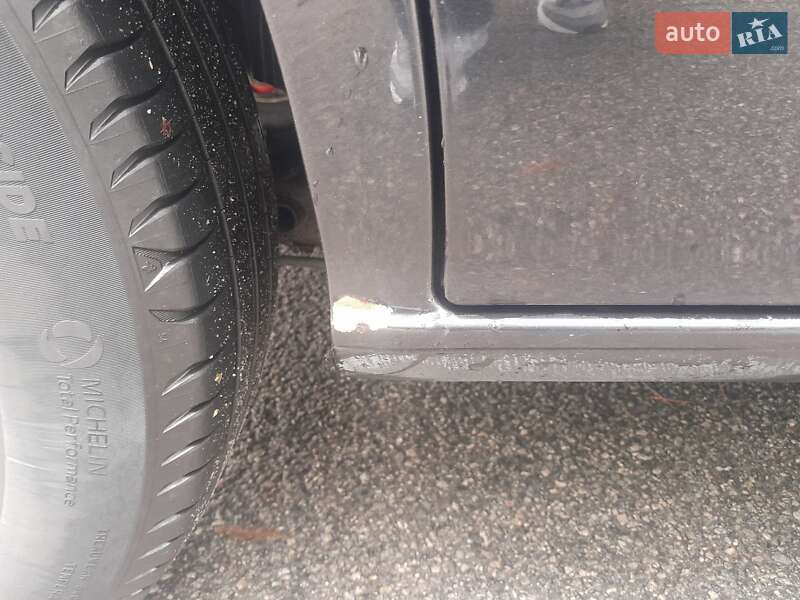 Хетчбек SEAT Leon 2004 в Дніпрі фото 21 Хетчбек SEAT Leon 2004 в Дніпрі