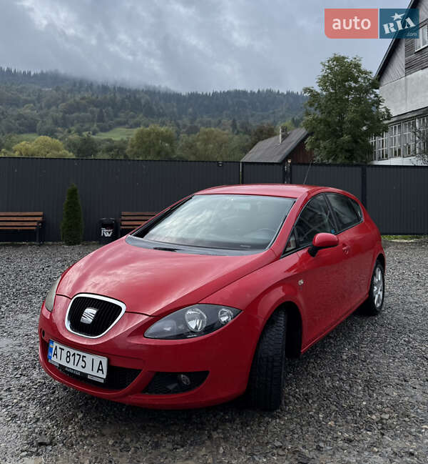 Хэтчбек SEAT Leon 2008 в 