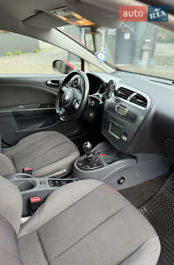Хэтчбек SEAT Leon 2008 в 