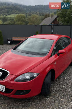 Хэтчбек SEAT Leon 2008 в 
