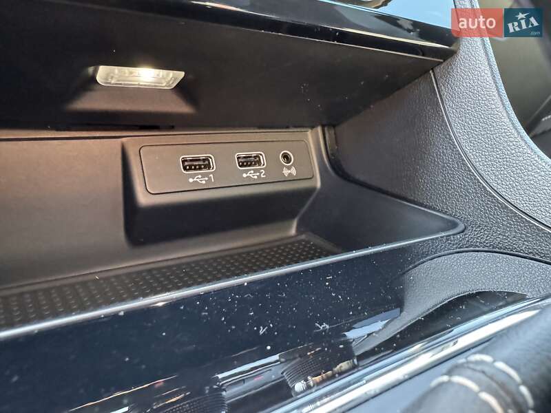 Універсал SEAT Leon 2018 в Львові фото 18 Універсал SEAT Leon 2018 в Львові