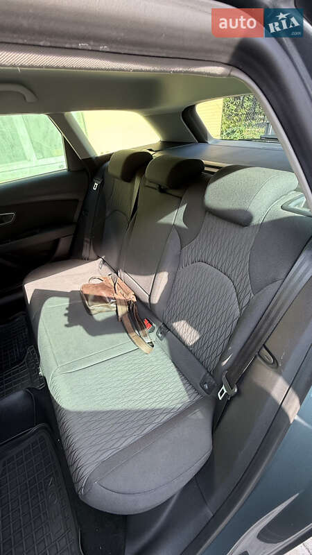 Универсал SEAT Leon 2014 в Новомосковске фото 12 Универсал SEAT Leon 2014 в Новомосковске