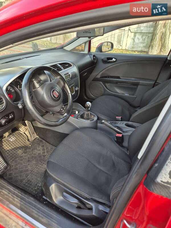 Хэтчбек SEAT Leon 2008 в Киеве фото 19 Хэтчбек SEAT Leon 2008 в Киеве