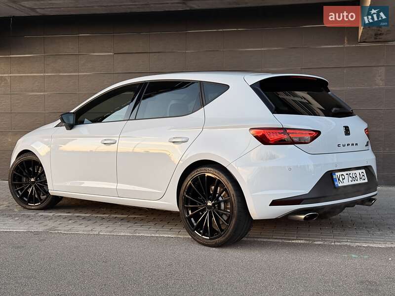 Хэтчбек SEAT Leon 2016 в Киеве фото 16 Хэтчбек SEAT Leon 2016 в Киеве