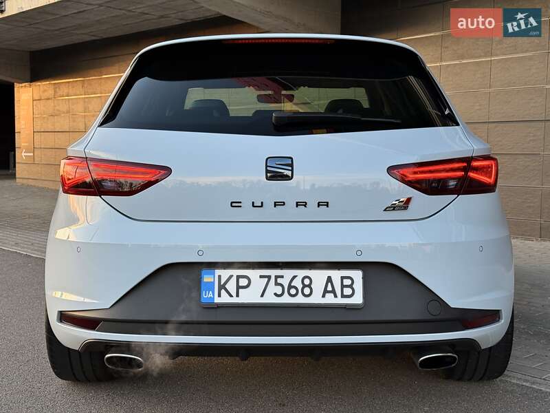Хэтчбек SEAT Leon 2016 в Киеве фото 20 Хэтчбек SEAT Leon 2016 в Киеве