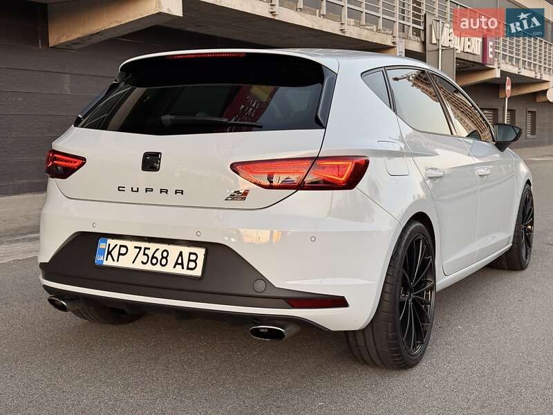 Хэтчбек SEAT Leon 2016 в Киеве фото 21 Хэтчбек SEAT Leon 2016 в Киеве