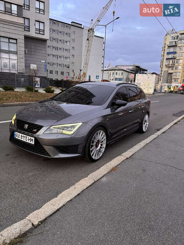 Хетчбек SEAT Leon 2016 в Харкові
