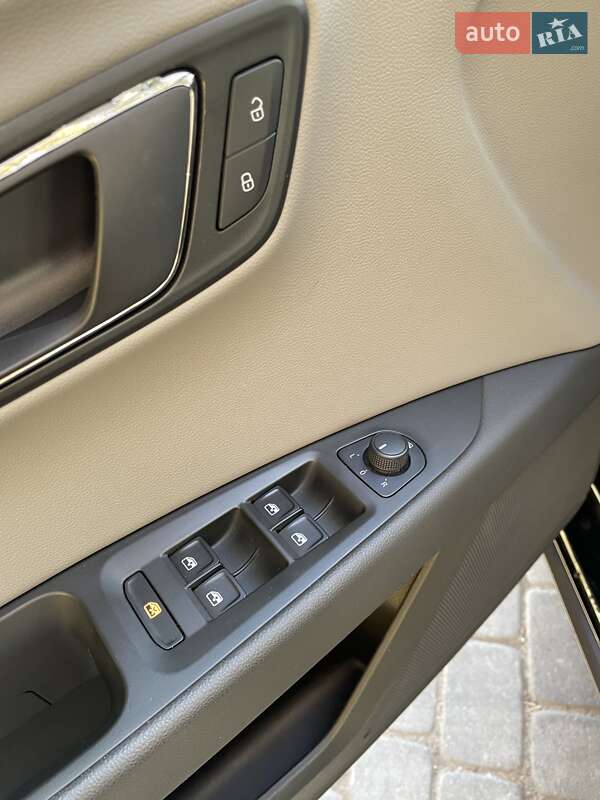 Універсал SEAT Leon 2019 в Львові фото 56 Універсал SEAT Leon 2019 в Львові