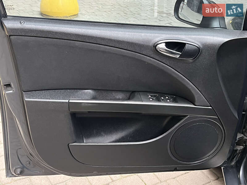 Хэтчбек SEAT Leon 2007 в Киеве фото 18 Хэтчбек SEAT Leon 2007 в Киеве