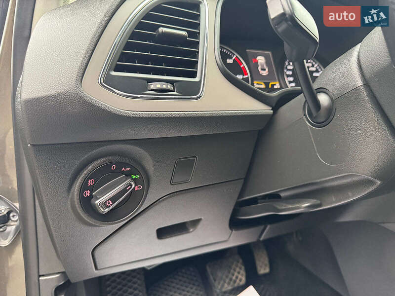 Универсал SEAT Leon 2016 в Запорожье