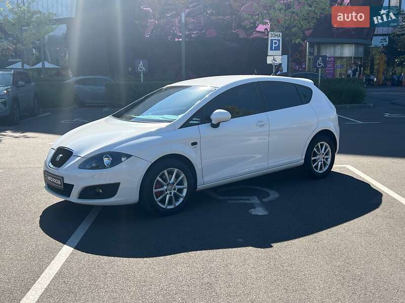 Хэтчбек SEAT Leon 2011 в Киеве фото 4 Хэтчбек SEAT Leon 2011 в Киеве