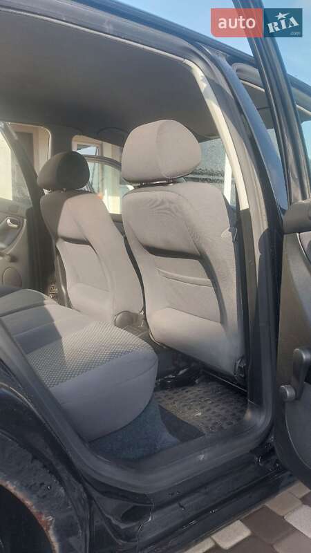 Хэтчбек SEAT Leon 2004 в Кагарлыке фото 20 Хэтчбек SEAT Leon 2004 в Кагарлыке