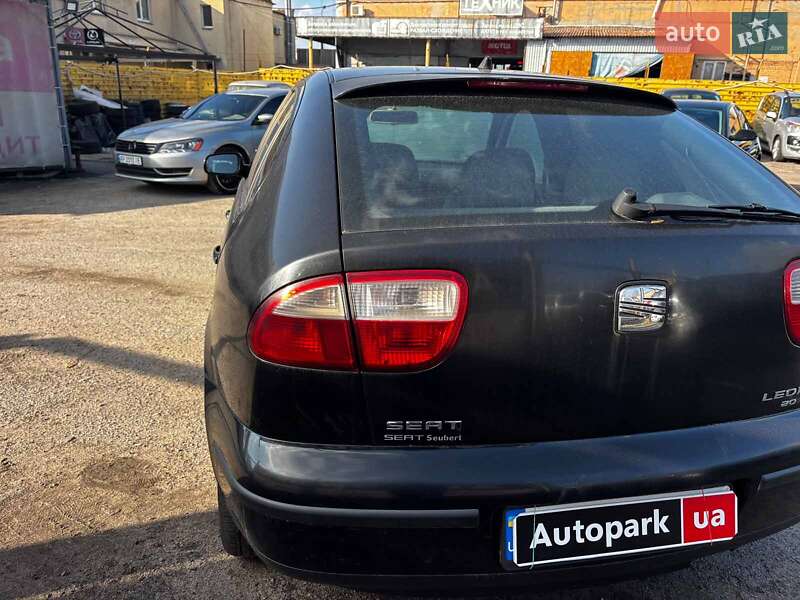 Хетчбек SEAT Leon 2001 в Запоріжжі
