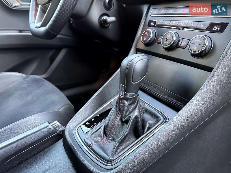 Хэтчбек SEAT Leon 2013 в Киеве фото 18 Хэтчбек SEAT Leon 2013 в Киеве