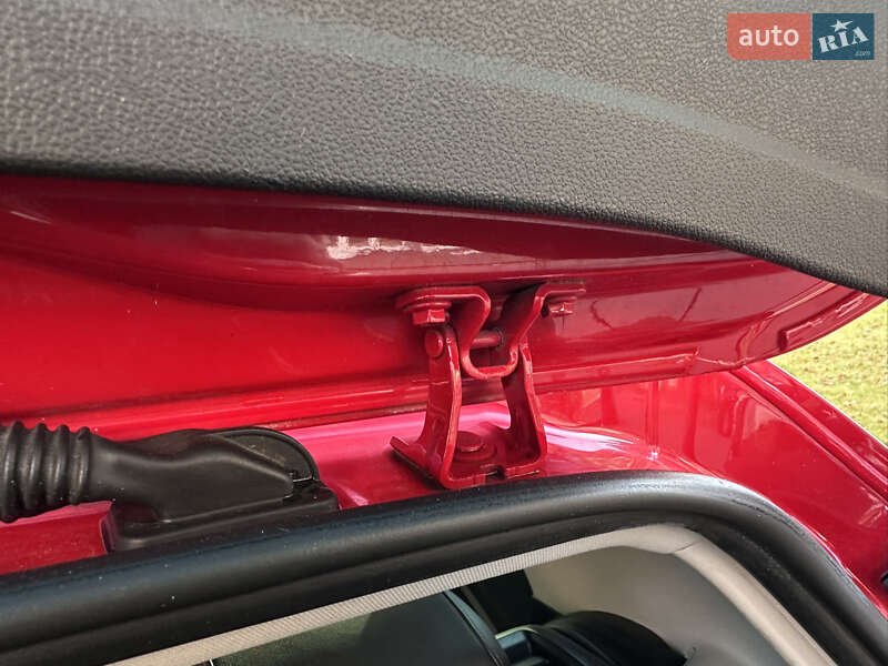 Хэтчбек SEAT Leon 2013 в Киеве фото 45 Хэтчбек SEAT Leon 2013 в Киеве