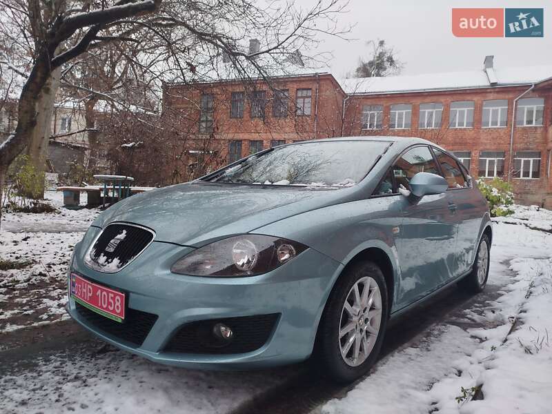 Хетчбек SEAT Leon 2009 в Рівному