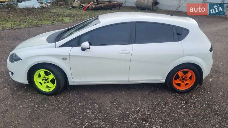 Хетчбек SEAT Leon 2006 в Чернігові фото 5 Хетчбек SEAT Leon 2006 в Чернігові