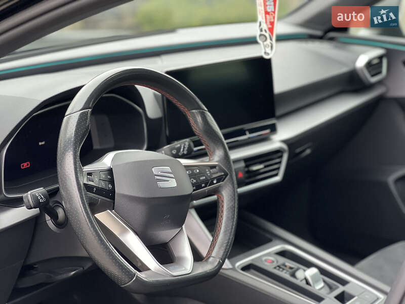 Хетчбек SEAT Leon 2020 в Стрию фото 28 Хетчбек SEAT Leon 2020 в Стрию