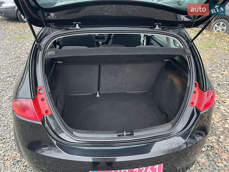 Хэтчбек SEAT Leon 2006 в Луцке фото 13 Хэтчбек SEAT Leon 2006 в Луцке
