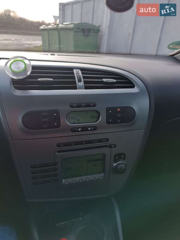 Хэтчбек SEAT Leon 2006 в Стрые фото 23 Хэтчбек SEAT Leon 2006 в Стрые