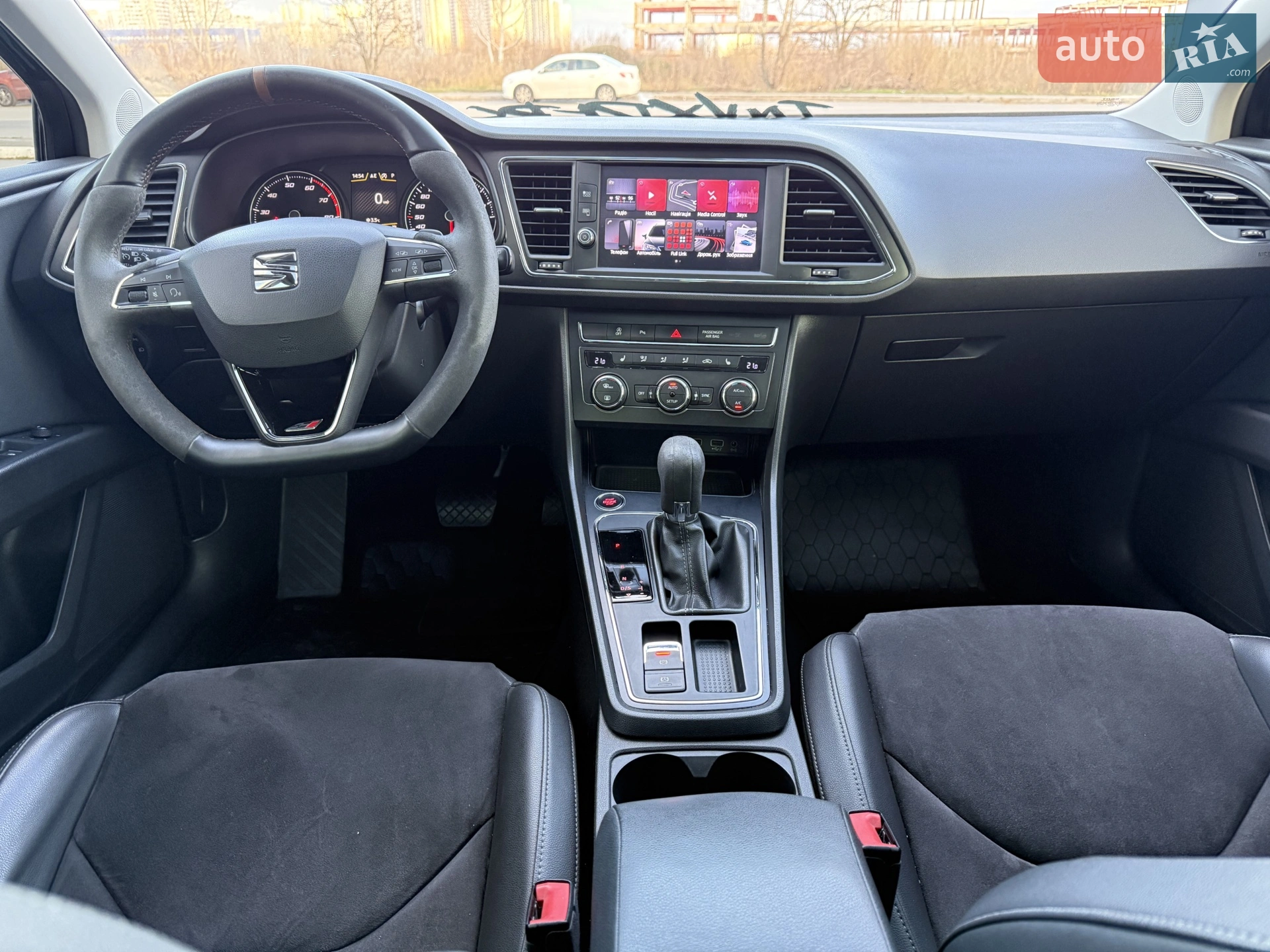 2017 SEAT Leon - мініатюра 14