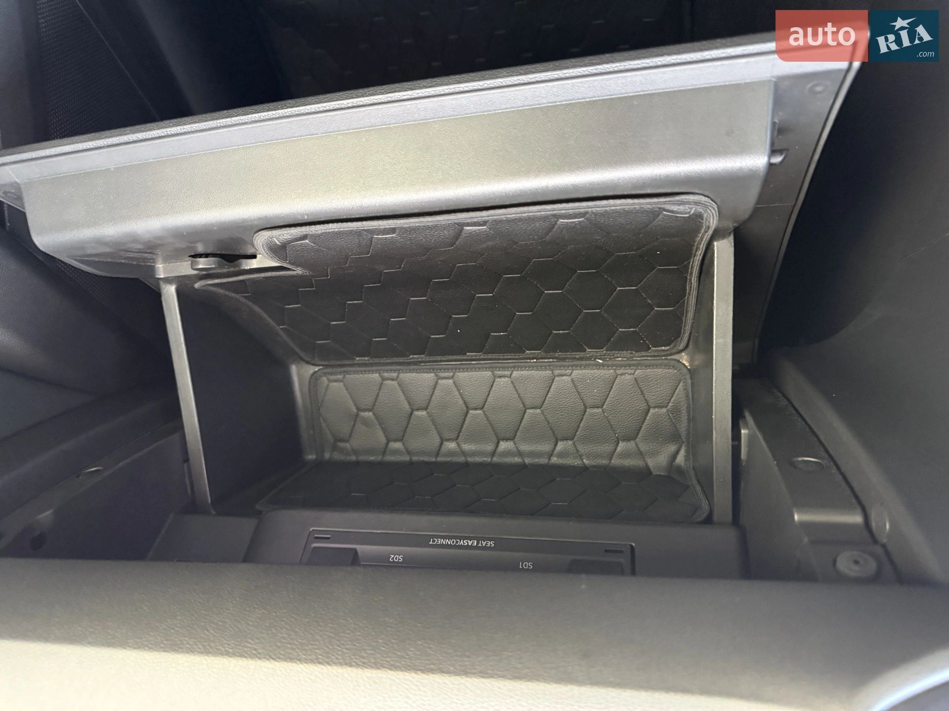 2017 SEAT Leon - мініатюра 28