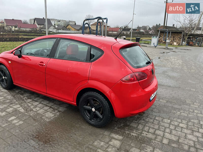 Хэтчбек SEAT Leon 2006 в Буске фото 6 Хэтчбек SEAT Leon 2006 в Буске