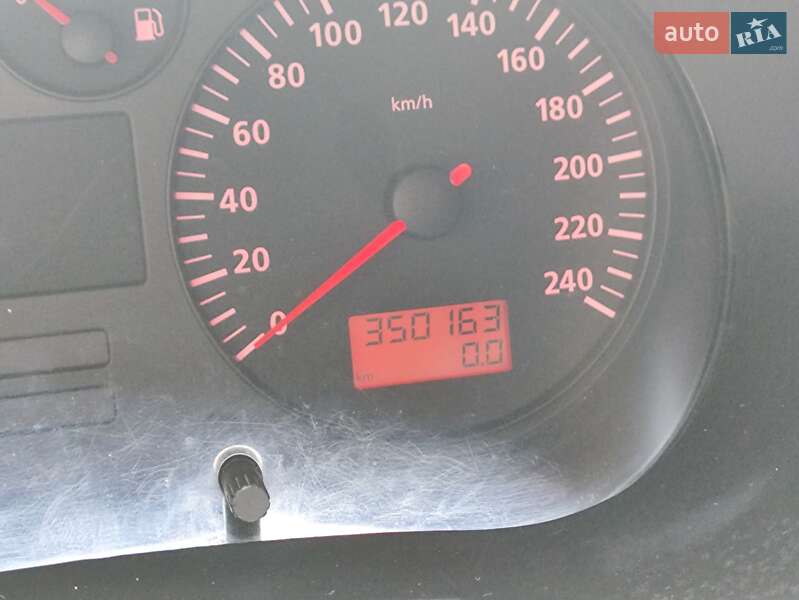 Хэтчбек SEAT Leon 2003 в Киеве фото 11 Хэтчбек SEAT Leon 2003 в Киеве