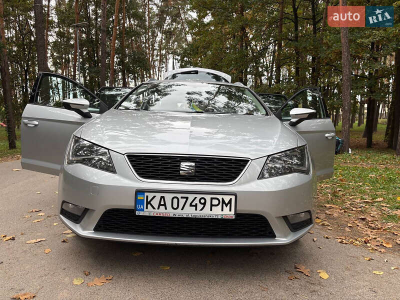 Универсал SEAT Leon 2015 в Киеве