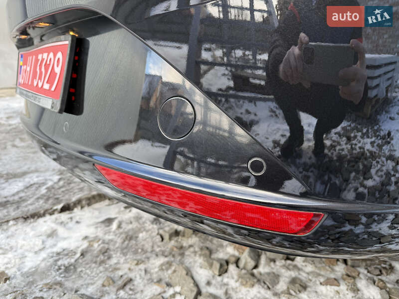 Хэтчбек SEAT Leon 2011 в Луцке