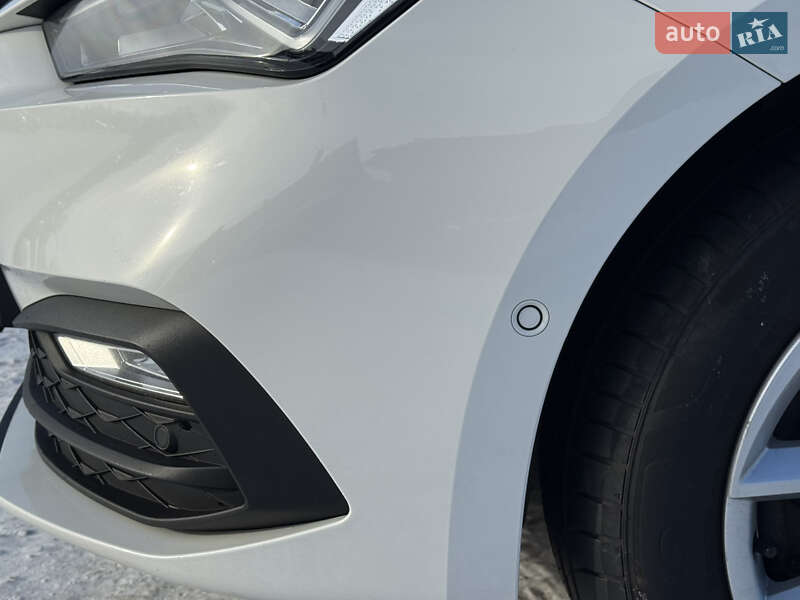 Універсал SEAT Leon 2022 в Луцьку